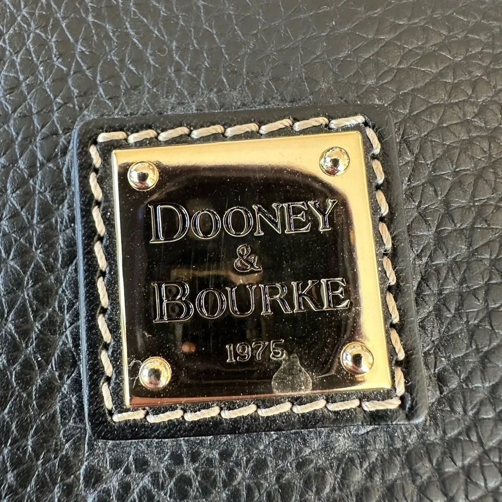 Dooney & Bourke‎ Zip Zip Satchel black/black NWT